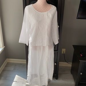 light flowing 2 piece dress with removable top- white